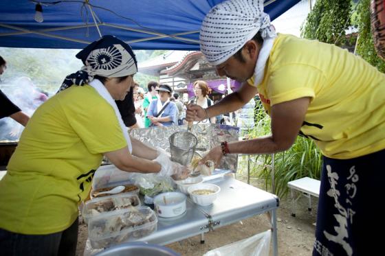 満月祭の風景 49